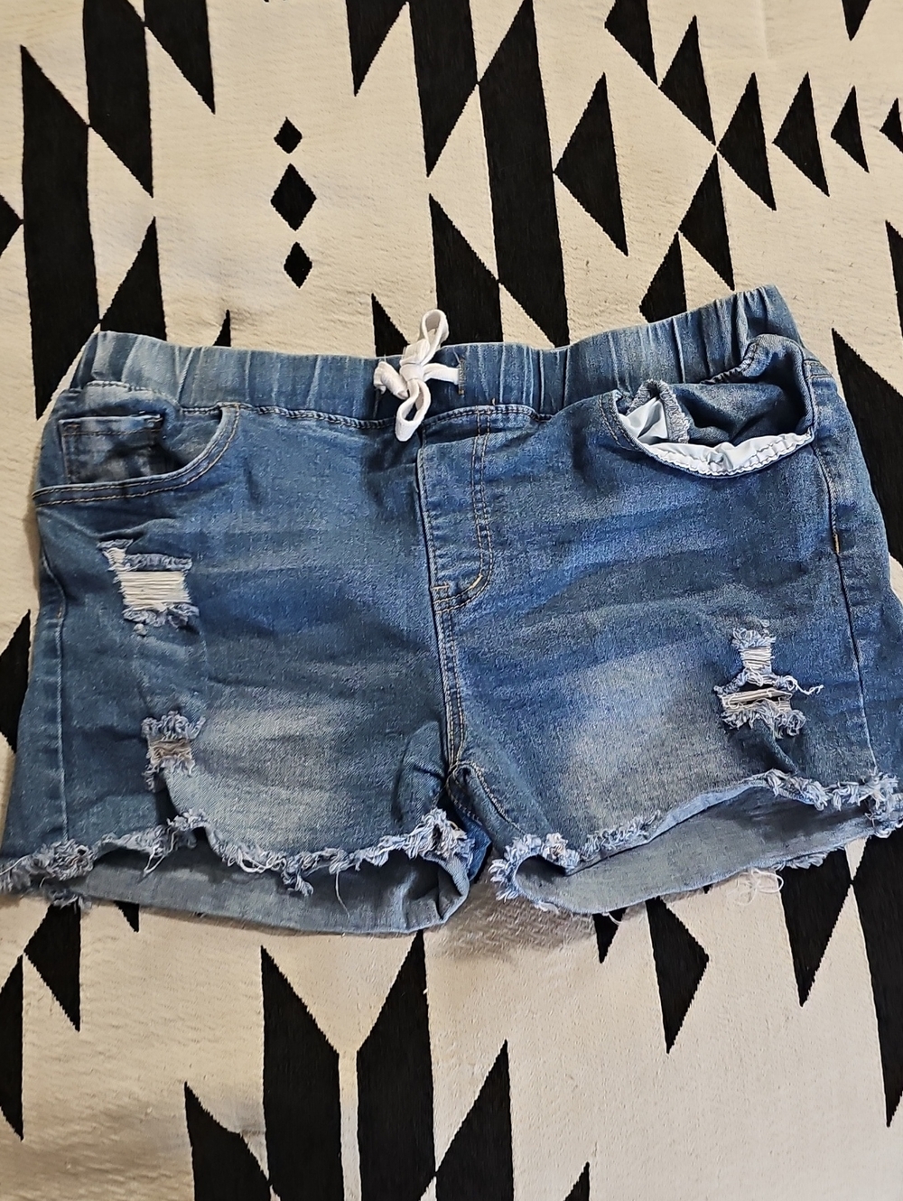 Casual Blue Distressed Denim Shorts with Drawstring Waist